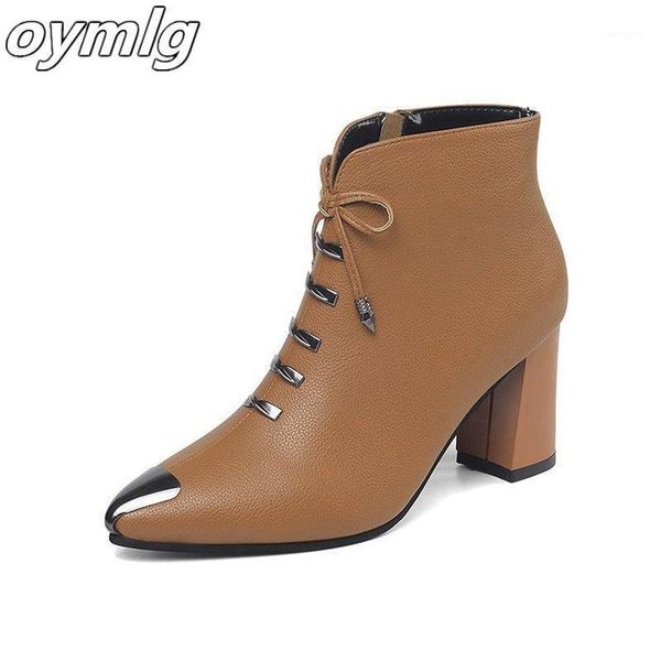 pointed toe boots women's 2021 autumn winter red side zipper thick heel high leather short-tube female, Black
pointed toe boots women's 2021 autumn winter red side zipper thick heel high leather short-tube female, Black