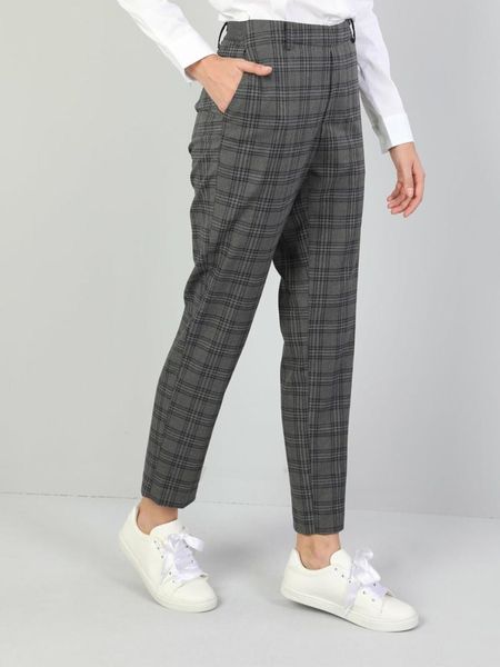 woman pants cl1044965 women's & capris, Black;white 
woman pants cl1044965 women's & capris, Black;white