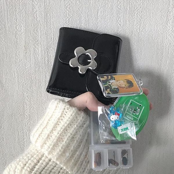 kawaii cute metal flower snap pu leather wallet sweet mini purse drop high quality, Red;black
kawaii cute metal flower snap pu leather wallet sweet mini purse drop high quality, Red;black
