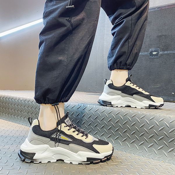 2021 designer running shoes for men white green black beige fashion mens trainers outdoor sports sneakers size 39-44 wo, White;red
2021 designer running shoes for men white green black beige fashion mens trainers outdoor sports sneakers size 39-44 wo, White;red