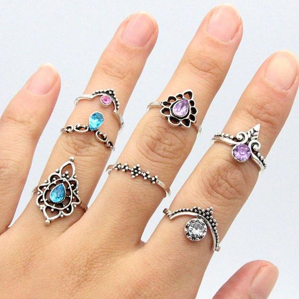 cluster rings 7 pcs/set ethnic vintage midi finger women bohemian hollow carved water drop crystal rhinestone knuckle ring set, Golden;silver
cluster rings 7 pcs/set ethnic vintage midi finger women bohemian hollow carved water drop crystal rhinestone knuckle ring set, Golden;silver