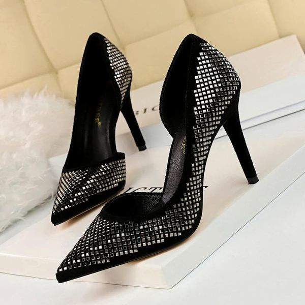 dress shoes 188-2 fashionable nightclub show thin high heel side hollow suede shallow mouth pointed metal sequin single, Black
dress shoes 188-2 fashionable nightclub show thin high heel side hollow suede shallow mouth pointed metal sequin single, Black