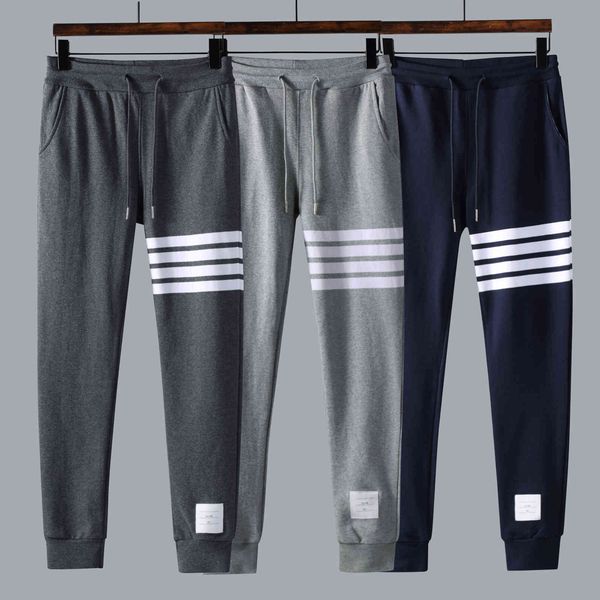 design clothing wei ku chao basic yarn dyed four bar casual sports pants terry cotton, Black
design clothing wei ku chao basic yarn dyed four bar casual sports pants terry cotton, Black
