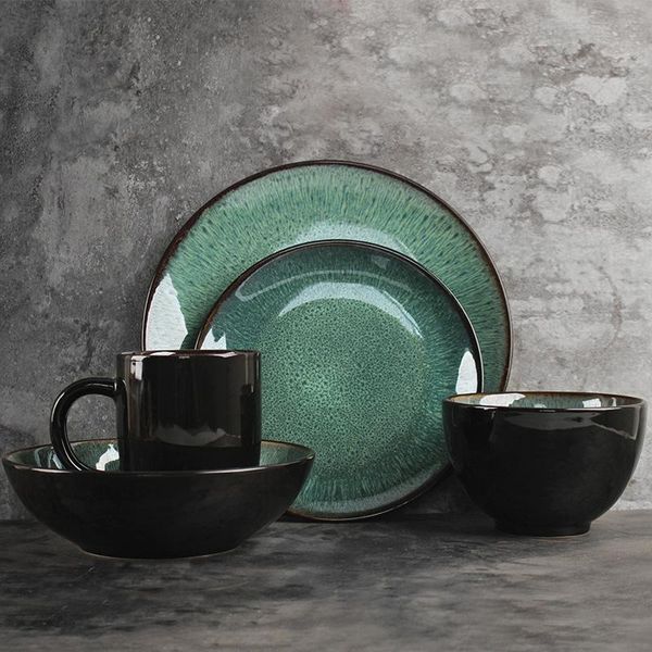 dishes & plates european-style simple ceramic tableware set peacock-pattern bowls and precious green noodle soup for household use.
dishes & plates european-style simple ceramic tableware set peacock-pattern bowls and precious green noodle soup for household use.