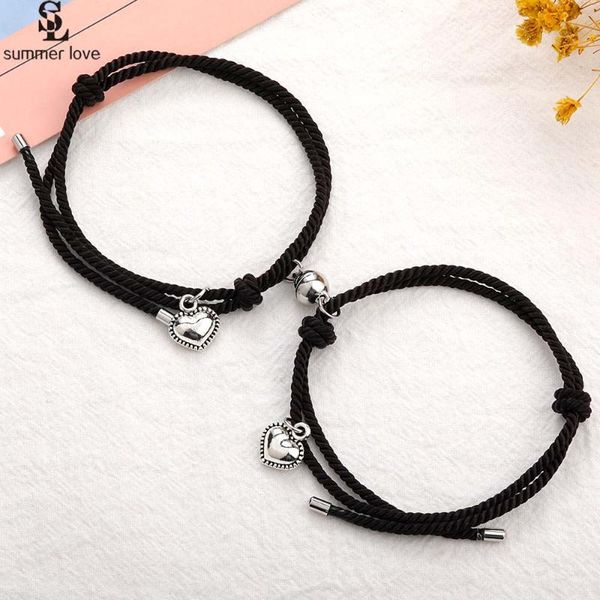 charm bracelets 2pcs/set couple magnetic attractive distance bracelet adjustable lucky red rope heart 2021 friendship jewelry, Golden;silver
charm bracelets 2pcs/set couple magnetic attractive distance bracelet adjustable lucky red rope heart 2021 friendship jewelry, Golden;silver