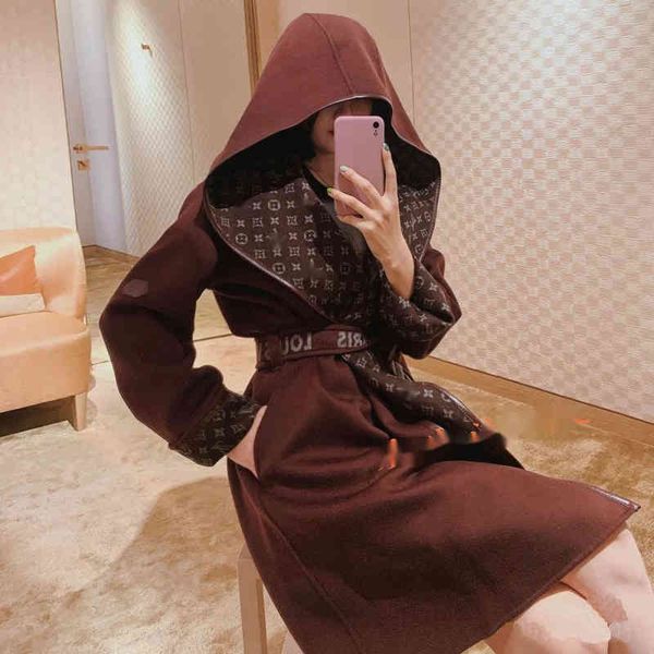 designer2021 new autumn and winter wool floret wine red close waist thin hooded windbreaker printed coat women's fashionbalencaiga, Black
designer2021 new autumn and winter wool floret wine red close waist thin hooded windbreaker printed coat women's fashionbalencaiga, Black