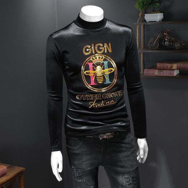 2022 autumn and winter new men's long-sleeved t-shirts embroidered round neck gold velvet high-end light luxury bottoming shirts, White;black
2022 autumn and winter new men's long-sleeved t-shirts embroidered round neck gold velvet high-end light luxury bottoming shirts, White;black