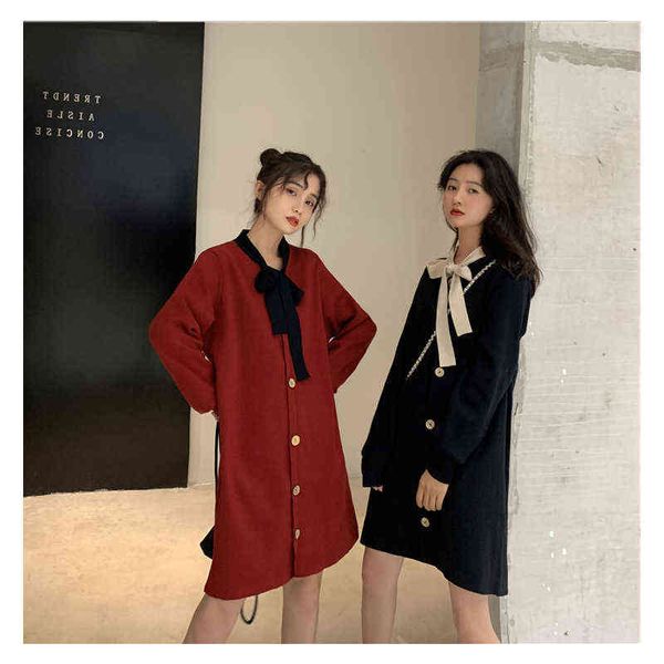 casual dresses autumn and winter 2022 french style knitted loose straight bow with long sleeve wool dresses, Black;gray
casual dresses autumn and winter 2022 french style knitted loose straight bow with long sleeve wool dresses, Black;gray