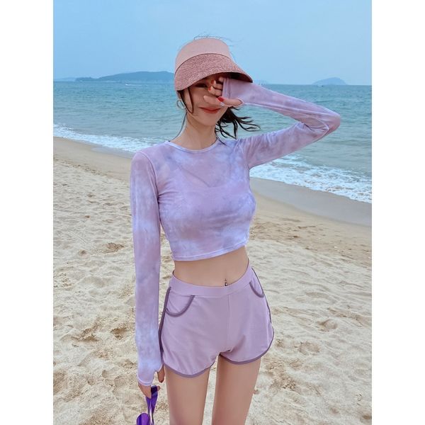 korean ins swimsuit women' south split sports student conservative flat angle cover belly show thin long sleeve bikini four piece set, Red;black
korean ins swimsuit women' south split sports student conservative flat angle cover belly show thin long sleeve bikini four piece set, Red;black