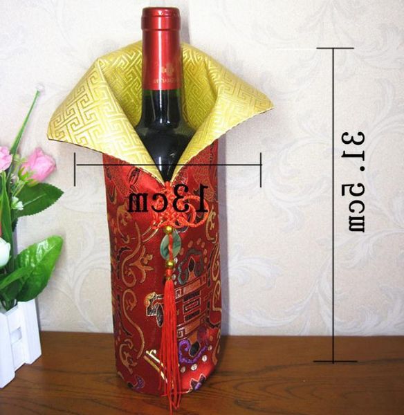 chinese handmade silk wine bottle cover with knot year christmas table decoration bags wholesale gift wrap
chinese handmade silk wine bottle cover with knot year christmas table decoration bags wholesale gift wrap