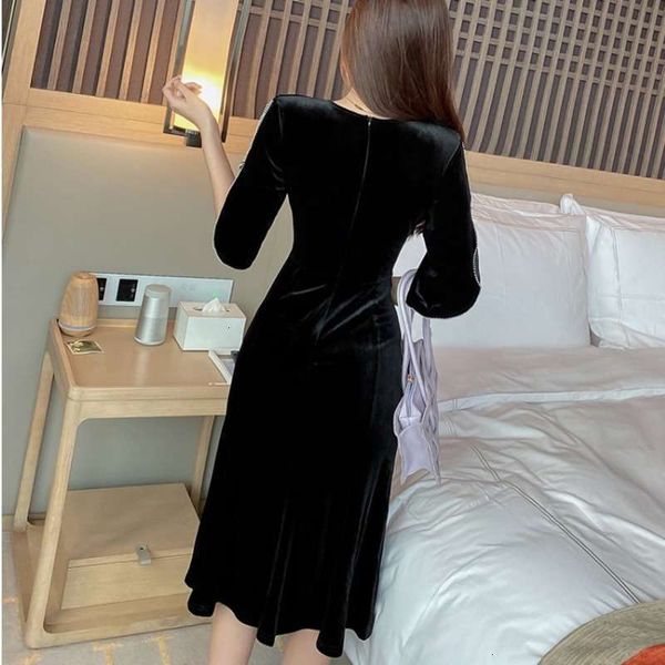 / autumn casual dresses winter women's v-neck stud beads off shoulder mid sleeve fishtail velvet dress a7418, Black;gray
/ autumn casual dresses winter women's v-neck stud beads off shoulder mid sleeve fishtail velvet dress a7418, Black;gray