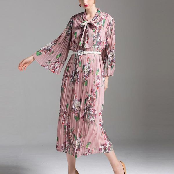 casual dresses wholesale elegant pleated floral print full flare sleeve bow collar mid-calf bohemian dress with belt, Black;gray
casual dresses wholesale elegant pleated floral print full flare sleeve bow collar mid-calf bohemian dress with belt, Black;gray