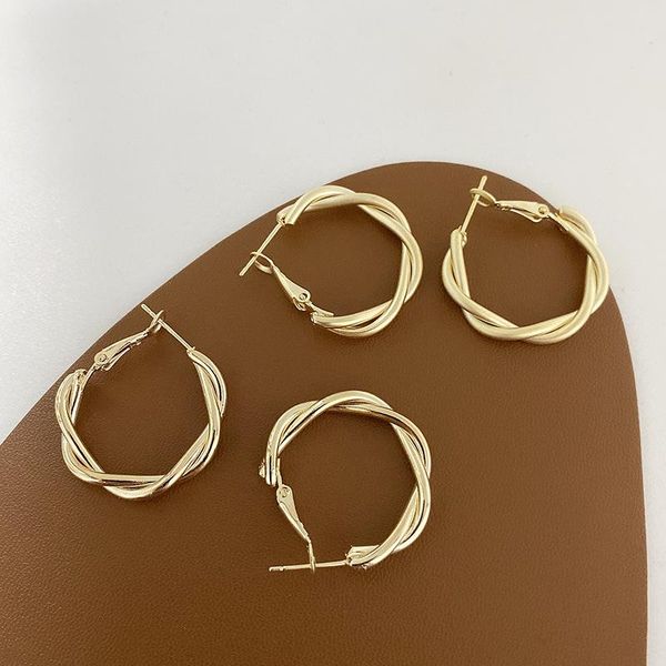 hoop & huggie fashion metal style round stud earrings geometric twisted for women jewelry 2021, Golden;silver
hoop & huggie fashion metal style round stud earrings geometric twisted for women jewelry 2021, Golden;silver