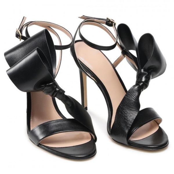 dress shoes fashion black and white high-heeled sandals foreign trade butterfly buckle stiletto heel po show
dress shoes fashion black and white high-heeled sandals foreign trade butterfly buckle stiletto heel po show