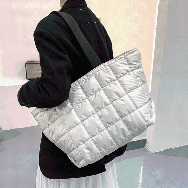 evening bags winter feather down shoulder bag women large-capacity handbag designer casual travel tote female space pad cotton sac
evening bags winter feather down shoulder bag women large-capacity handbag designer casual travel tote female space pad cotton sac
