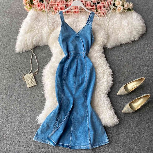 fashion high street slim v-neck suspender dress female summer casual denim long vintage fishtail 210420, Black;gray
fashion high street slim v-neck suspender dress female summer casual denim long vintage fishtail 210420, Black;gray