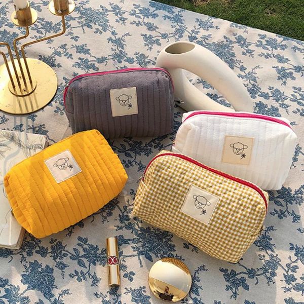 storage bags portable cosmetic bag korean version travel business multifunction zipper cotton makeup
storage bags portable cosmetic bag korean version travel business multifunction zipper cotton makeup