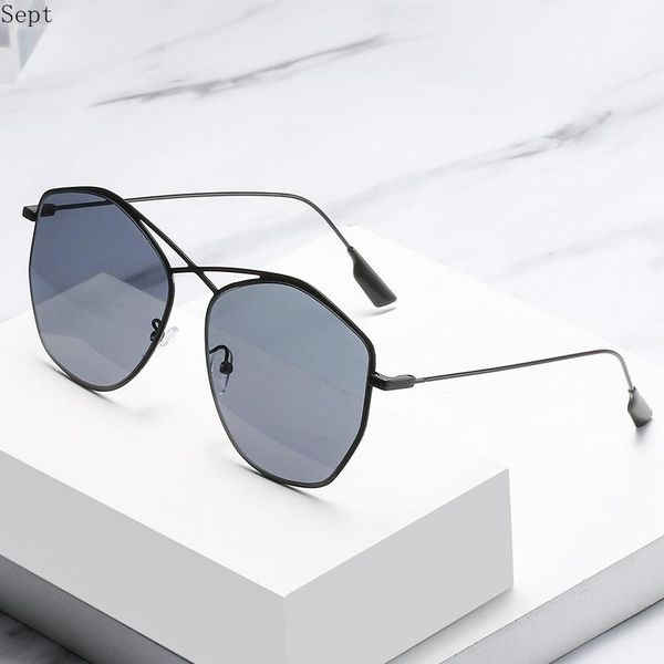 sunglasses fashion round women retro metal double beam wild eyeglasses polygonal ocean glasses gafas de sol mujer 2021, White;black
sunglasses fashion round women retro metal double beam wild eyeglasses polygonal ocean glasses gafas de sol mujer 2021, White;black