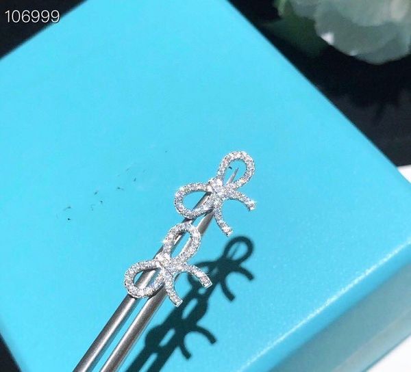 luxury stamp logo charm s925 sterling silver full crystal butterfly bow knot stud earrings brand designer jewelry for women, Golden
luxury stamp logo charm s925 sterling silver full crystal butterfly bow knot stud earrings brand designer jewelry for women, Golden