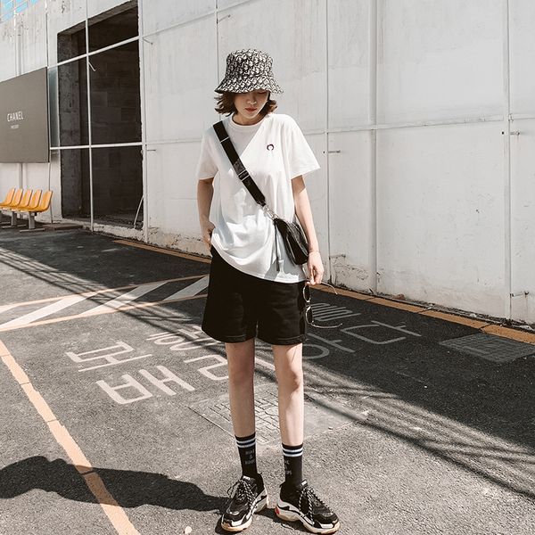 women's shorts sports summer new high waist loose a-line wide leg pants casual capris, White;black
women's shorts sports summer new high waist loose a-line wide leg pants casual capris, White;black