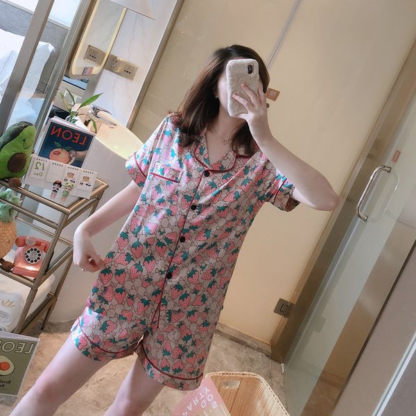 ice silk pajamas women sleepwear summer two-piece suit v-neck short-sleeved five-point pants simulation thin home service, White
ice silk pajamas women sleepwear summer two-piece suit v-neck short-sleeved five-point pants simulation thin home service, White