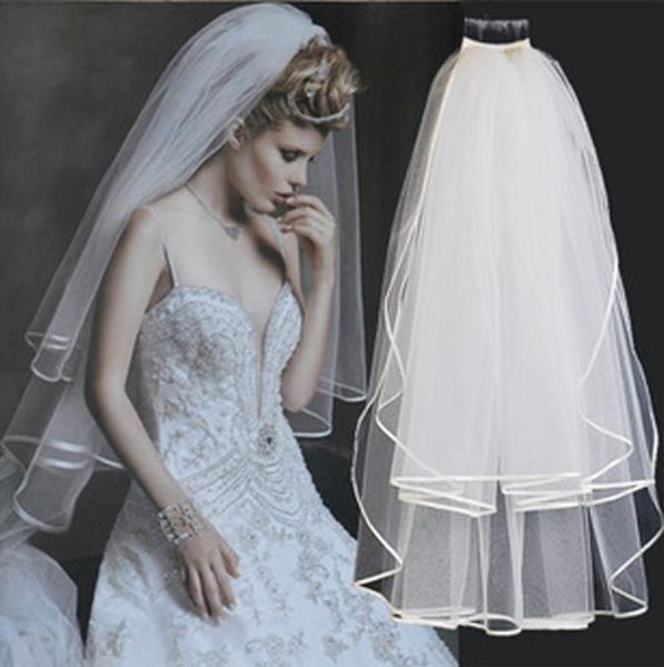 bridal veils simple short tulle wedding two layer with comb white ivory veil for bride marriage accessories, Black
bridal veils simple short tulle wedding two layer with comb white ivory veil for bride marriage accessories, Black