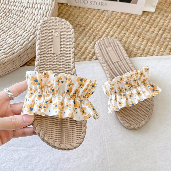 slippers summer canvas ruffles floral vacation women slip-on beach ladies slides mules faux straw flat sandals, Black
slippers summer canvas ruffles floral vacation women slip-on beach ladies slides mules faux straw flat sandals, Black