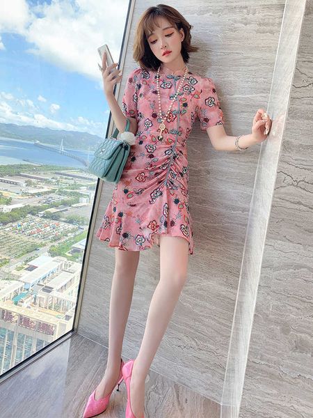 chinese style collar buckle printed waist fold irregular dress female summer sheath office lady 210603, Black;gray
chinese style collar buckle printed waist fold irregular dress female summer sheath office lady 210603, Black;gray