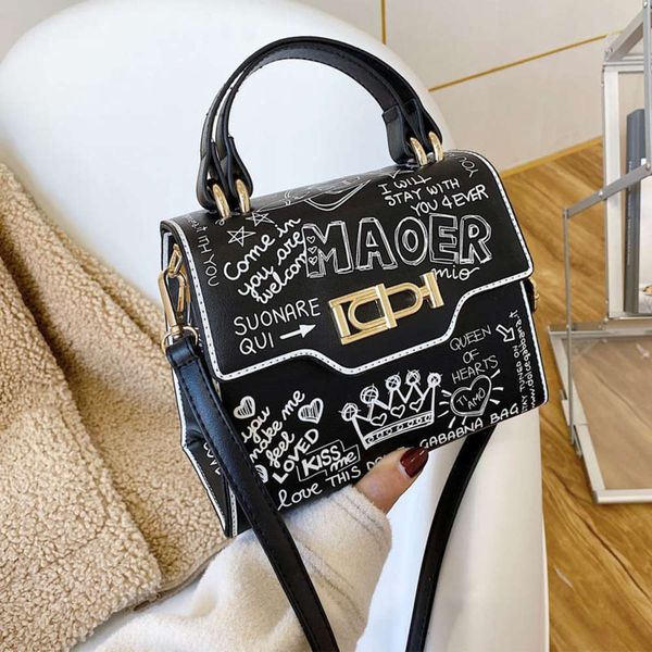 sac femme letter graffiti design hand bags for women luxury handbags square flap crossbody female shoulder
sac femme letter graffiti design hand bags for women luxury handbags square flap crossbody female shoulder
