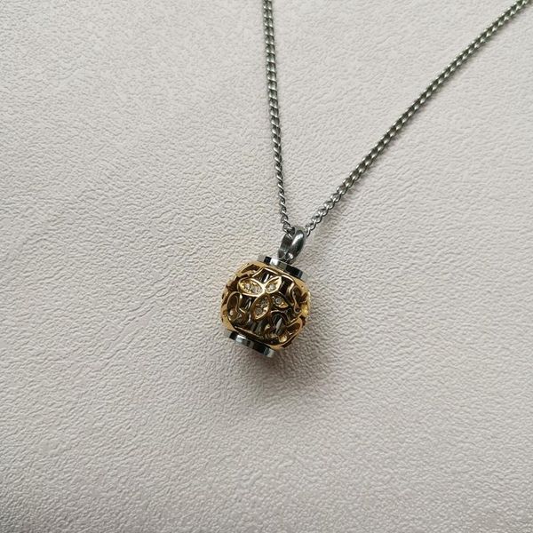 gold cover lantern design memorial urn locket hold mini tube for loved one ashes holder stainless steel pendant necklaces, Silver
gold cover lantern design memorial urn locket hold mini tube for loved one ashes holder stainless steel pendant necklaces, Silver