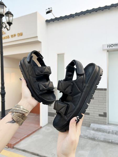 summer leather rhombus sandals thick-soled roman sandals all-match fashion casual beach shoes trend, Black
summer leather rhombus sandals thick-soled roman sandals all-match fashion casual beach shoes trend, Black