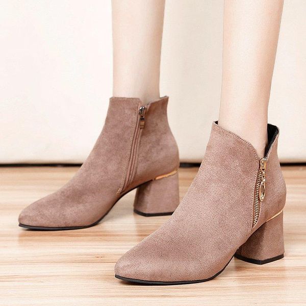 autumn winter women boots solid european ladies shoes suede leather ankle with thick, Black
autumn winter women boots solid european ladies shoes suede leather ankle with thick, Black