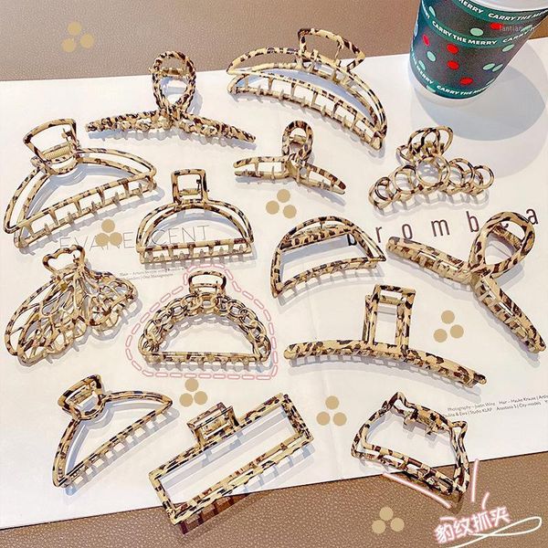 women elegant print leopard geometric hollow hair sweet holder clips headband hairpins fashion accessories1
women elegant print leopard geometric hollow hair sweet holder clips headband hairpins fashion accessories1