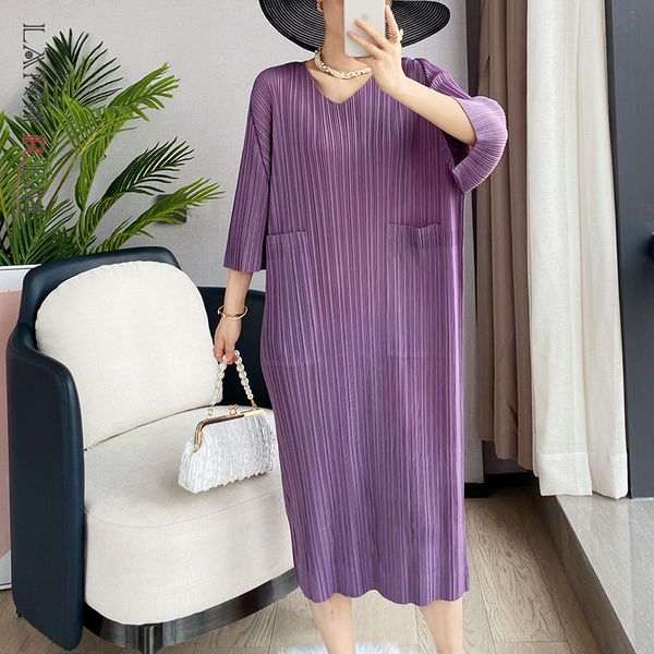 women yellow big size pleated dress v-neck three quarter loose fit female fashion tide summer arrivals 2e1857 210507, Black;gray
women yellow big size pleated dress v-neck three quarter loose fit female fashion tide summer arrivals 2e1857 210507, Black;gray