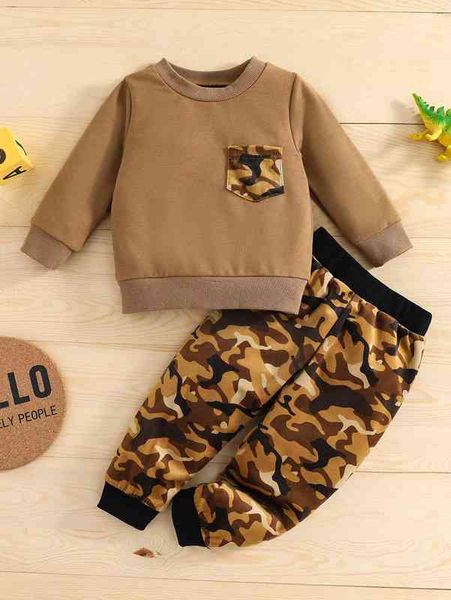baby camo print patched pocket sweatshirt & sweatpants she, White