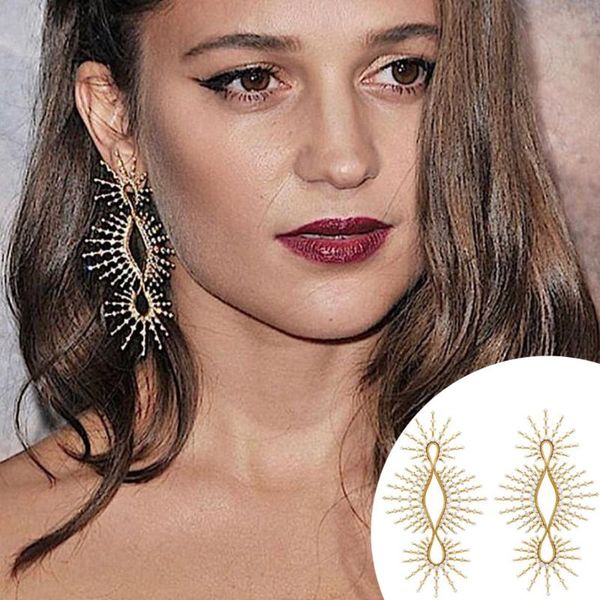 dangle & chandelier soramoore bohemia nigerian full cubic zirconia shiny earrings for women bridal wedding party show earring jewelry 2021, Silver
dangle & chandelier soramoore bohemia nigerian full cubic zirconia shiny earrings for women bridal wedding party show earring jewelry 2021, Silver