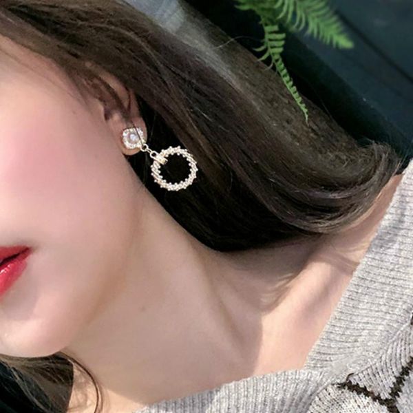 korea simple cute sweet golden circle imitation pearl temperament retro drop earrings for women girl fashion jewelry accessories dangle & ch, Silver
korea simple cute sweet golden circle imitation pearl temperament retro drop earrings for women girl fashion jewelry accessories dangle & ch, Silver