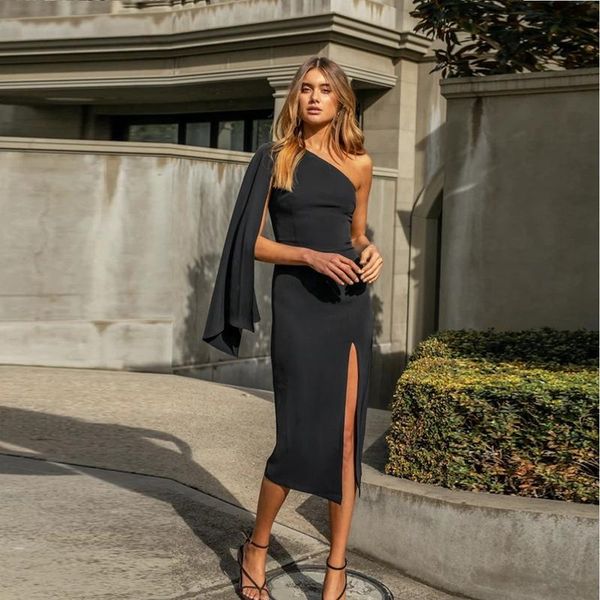 casual dresses 2021 elegant black one shoulder bandage dress long sleeve high split good quality sheath celebrity party wholesale, Black;gray
casual dresses 2021 elegant black one shoulder bandage dress long sleeve high split good quality sheath celebrity party wholesale, Black;gray