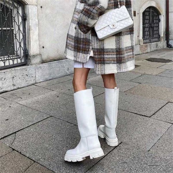 brand design gothic style female boots square heel slip-on black knee-high metal decoration cool street mid-calf women 211217
brand design gothic style female boots square heel slip-on black knee-high metal decoration cool street mid-calf women 211217