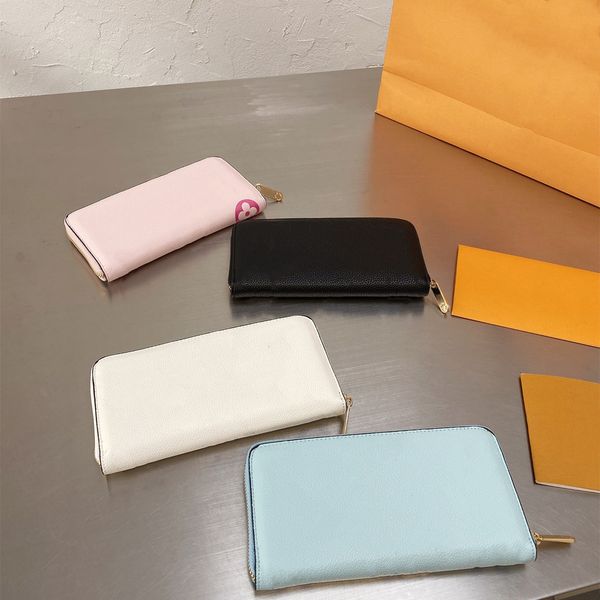2021 luxury women purses designers lady long wallets clutch bags fashion card holders printed flowers interior pockets change bag, Red;black
2021 luxury women purses designers lady long wallets clutch bags fashion card holders printed flowers interior pockets change bag, Red;black