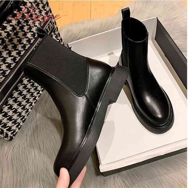 fashion chelsea boots ladies autumn shoes slip on square heels female ankle boots office pu leather winter woman footwear 210914, Black
fashion chelsea boots ladies autumn shoes slip on square heels female ankle boots office pu leather winter woman footwear 210914, Black
