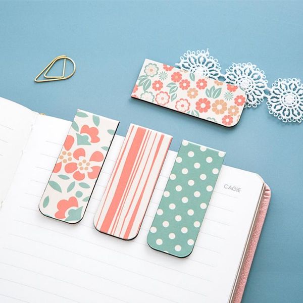 4pcs cute bee flower magnetic bookmarks magnet page markers clips bookmark for student reading school office stationery
4pcs cute bee flower magnetic bookmarks magnet page markers clips bookmark for student reading school office stationery