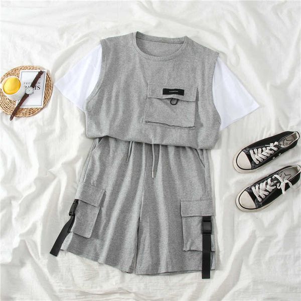 fashion summer suit female tracksuit women streetwear loose shorts and shirt wo piece set with 210531, White
fashion summer suit female tracksuit women streetwear loose shorts and shirt wo piece set with 210531, White