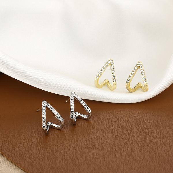 925 silver needle heart-shaped diamond simple geometric new korean temperament triangle personalized net red earrings, Golden
925 silver needle heart-shaped diamond simple geometric new korean temperament triangle personalized net red earrings, Golden