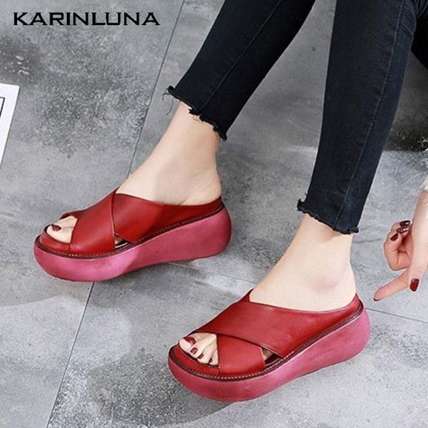 slippers karin 2021 arrivals large size 43 women high wedges med platform summer outside, Black
slippers karin 2021 arrivals large size 43 women high wedges med platform summer outside, Black
