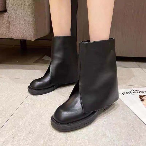2021 net red short tube trouser leg boots fashionable fine sleeve flat sole single martin boot, Black
2021 net red short tube trouser leg boots fashionable fine sleeve flat sole single martin boot, Black