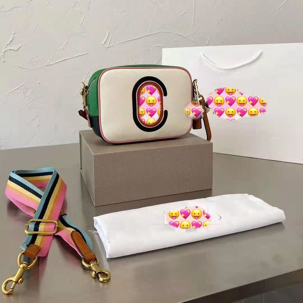 new style women's korean fashion small camera bag single shoulder cross carry versatile make-up bag large capacity personalized mobile
new style women's korean fashion small camera bag single shoulder cross carry versatile make-up bag large capacity personalized mobile