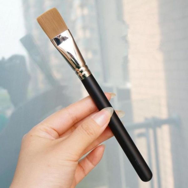 makeup brushes and tools ergonomic facial brush hand-held elegant thick handmade flat for girl
makeup brushes and tools ergonomic facial brush hand-held elegant thick handmade flat for girl