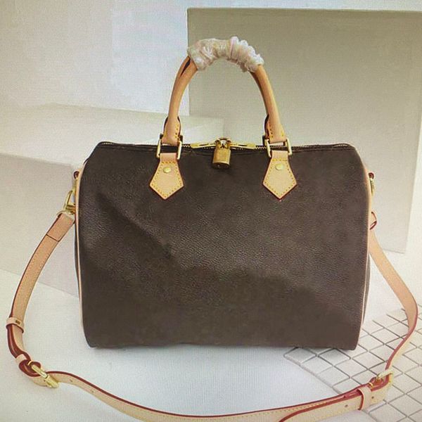 wholesale fashion traveler 25 30 35 cm women shoulder mono pillow totes handbags crossbody bags m41109 m41108 m41107 25cm 30cm 35cm
wholesale fashion traveler 25 30 35 cm women shoulder mono pillow totes handbags crossbody bags m41109 m41108 m41107 25cm 30cm 35cm