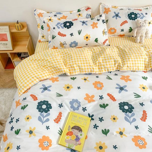 bedding sets home textile yellow flower duvet cover pillow case bed sheet ab side quilt boy kid teen girl linens set king
bedding sets home textile yellow flower duvet cover pillow case bed sheet ab side quilt boy kid teen girl linens set king